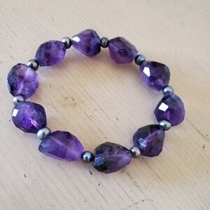 Beautiful Chunky Amethyst Gray Fresh Water Pearl Stretch Bracelet